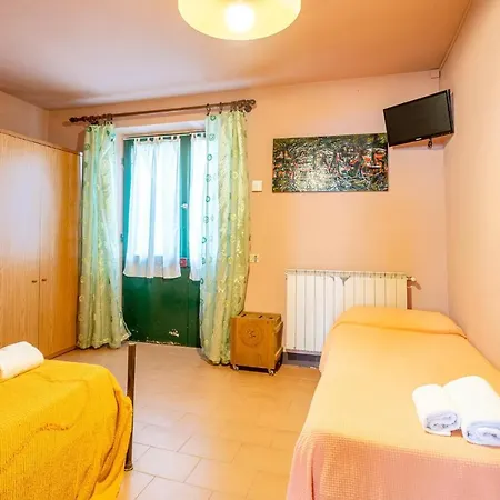 Alloro 3 * Montecarlo
