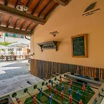 Alloro 3 Apartman *